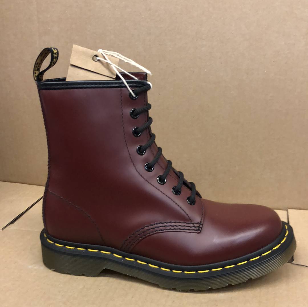 DR Martens - Cherry Leather Boot 1460 (8 Eyelet)