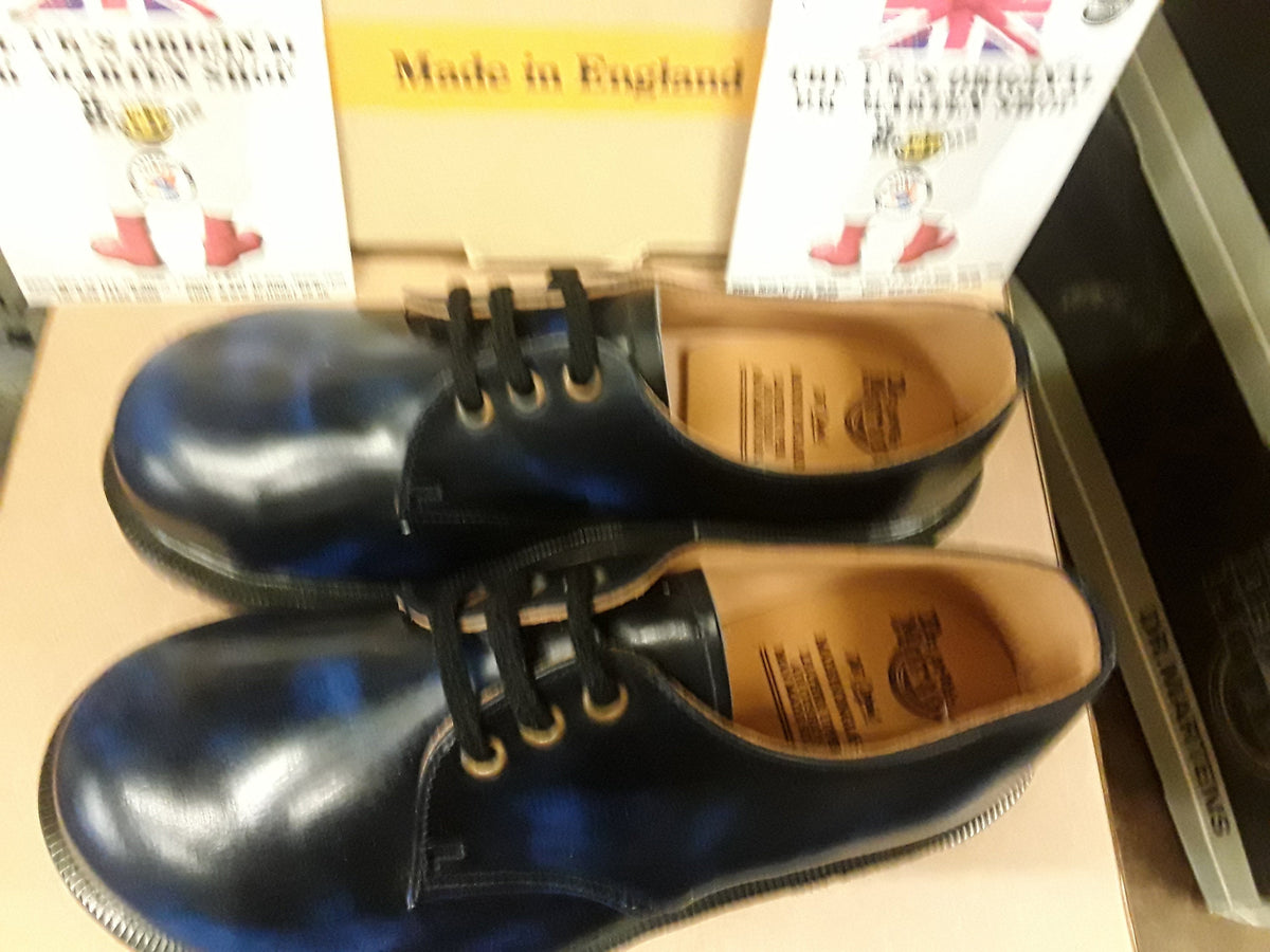 Dr Martens vintage Navy Rub off 3 hole steel toe size 4 