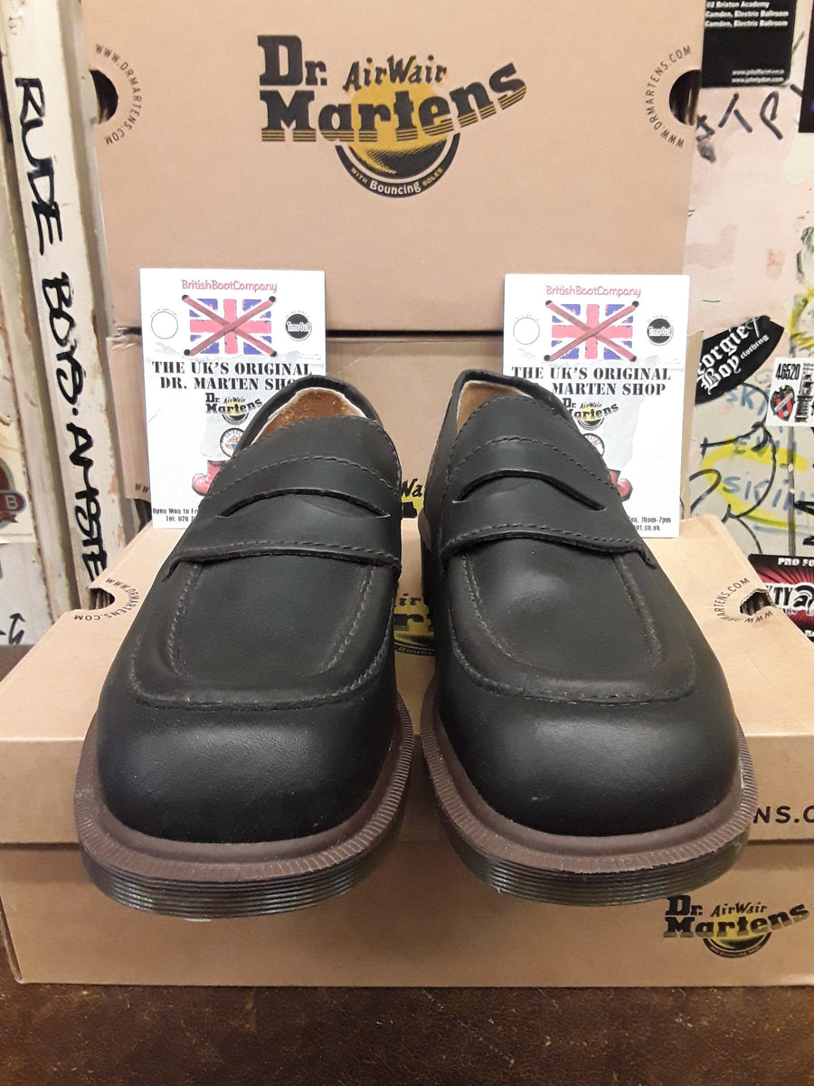 svamp Børnepalads kande Dr Martens Made in England Brown heeled Penny Loafers. Various sizes.