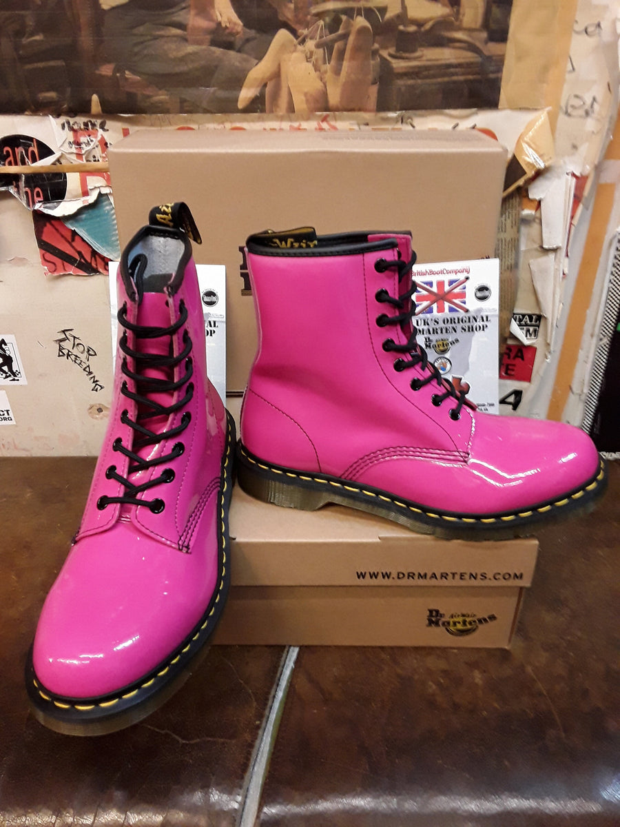 Dr martens deals hot pink