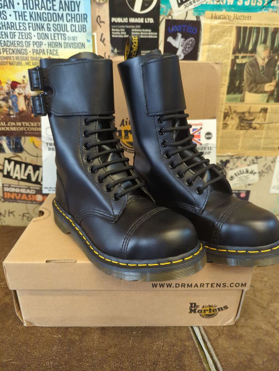 Buckle dr martens boots clearance