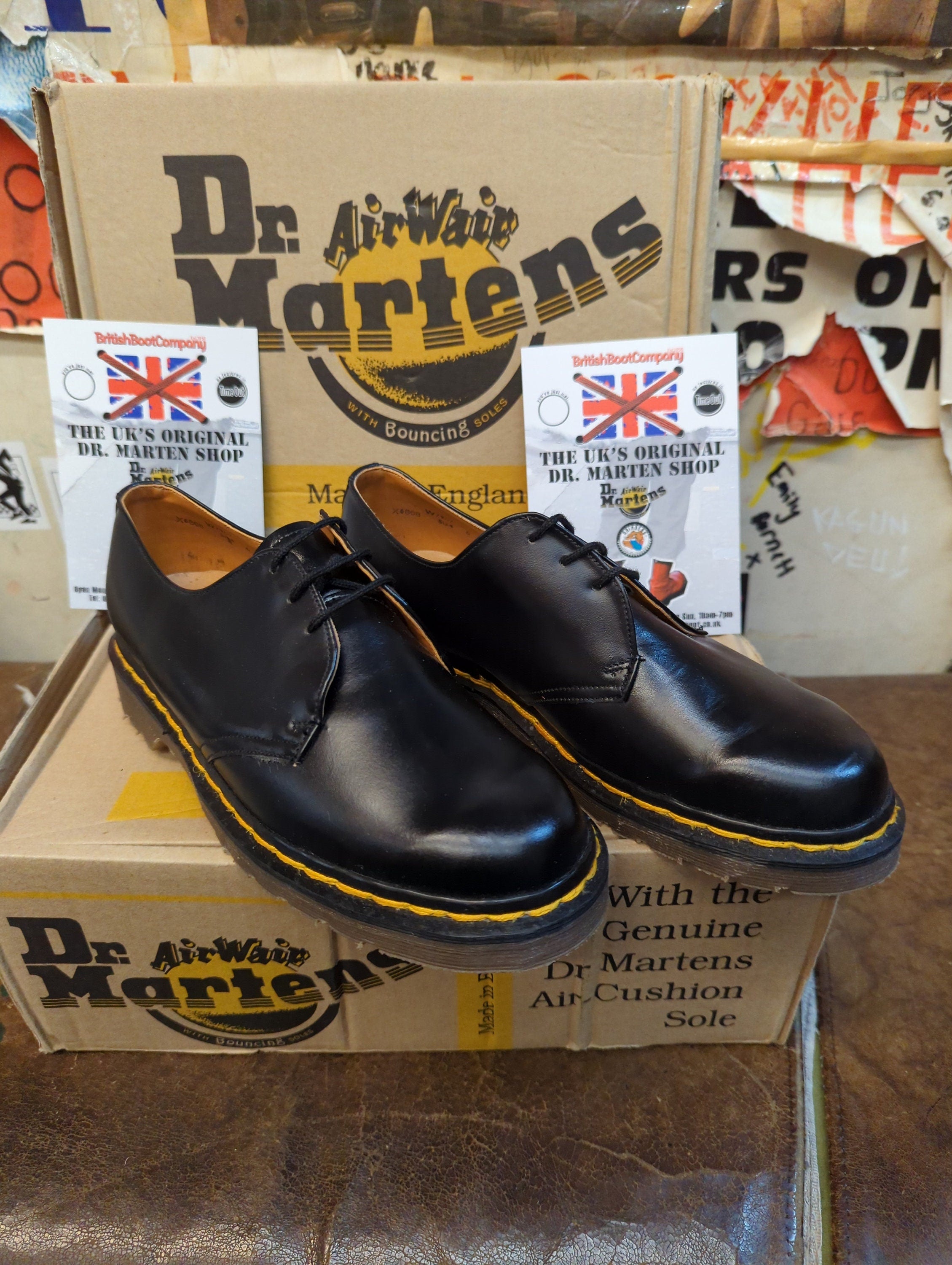 Dr Martens- 1460 Black - Shoe Shuffle