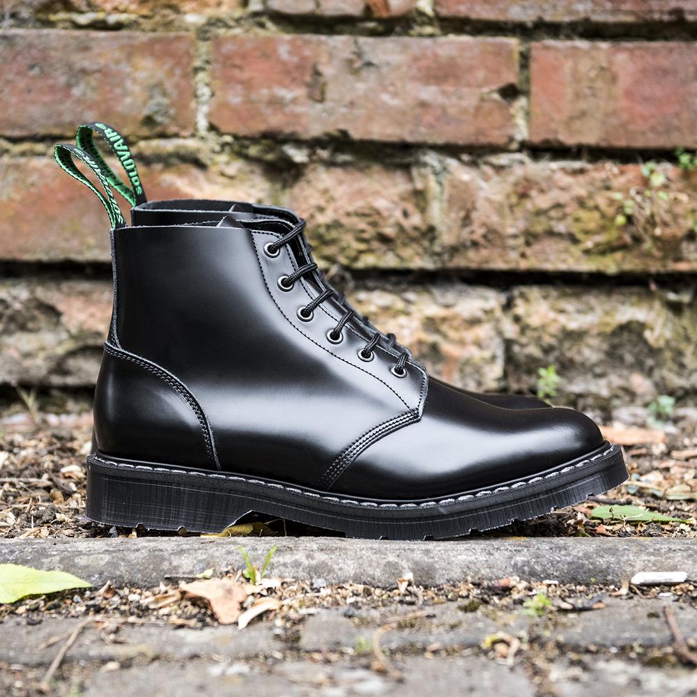 SOLOVAIR "ASTRONAUT" BLACK SMOOTH LEATHER BOOT (6 EYELET)