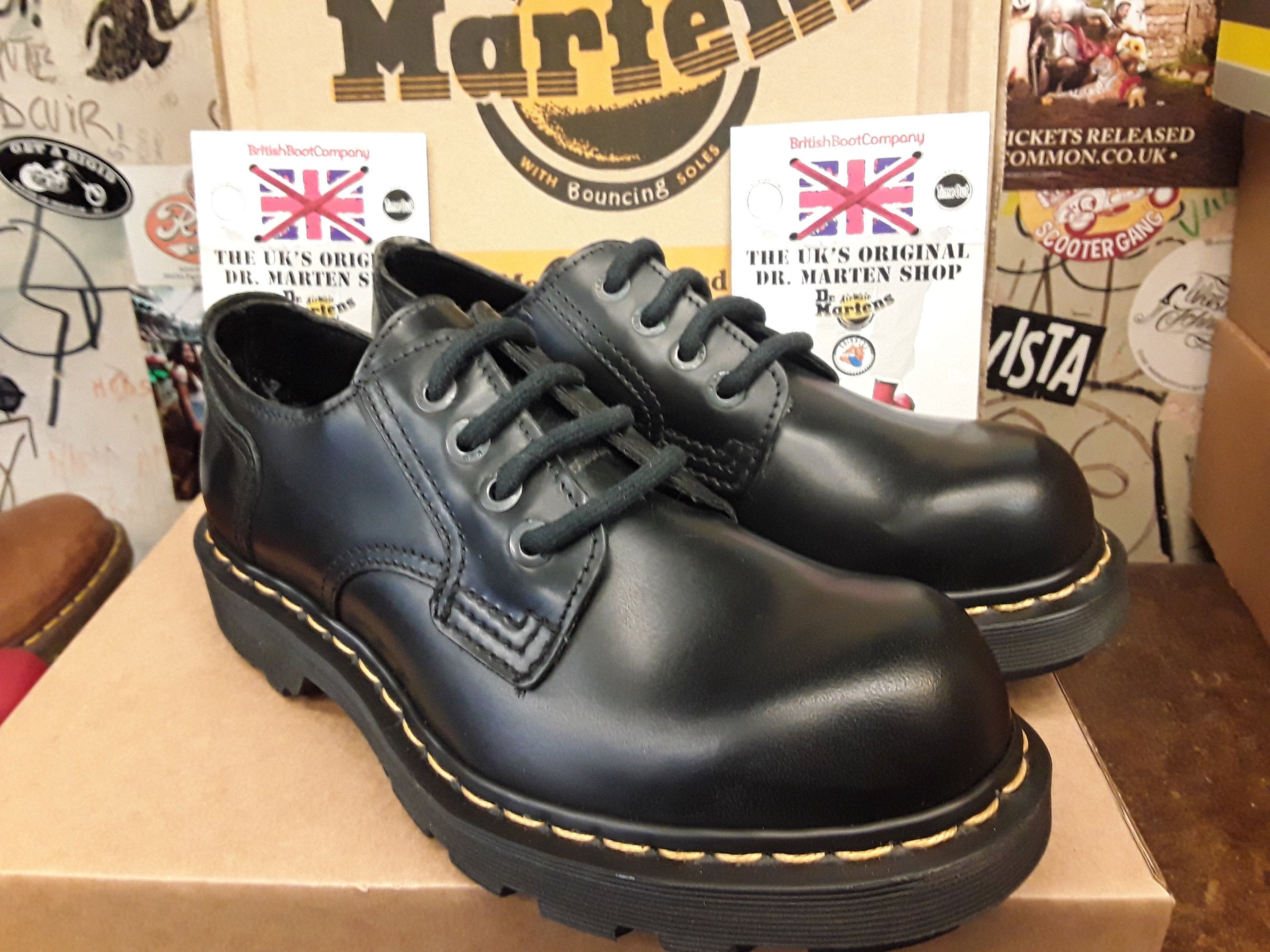 Dr Martens size 8 Shoe. 9814Z MADE IN ENGLAND .Vintage