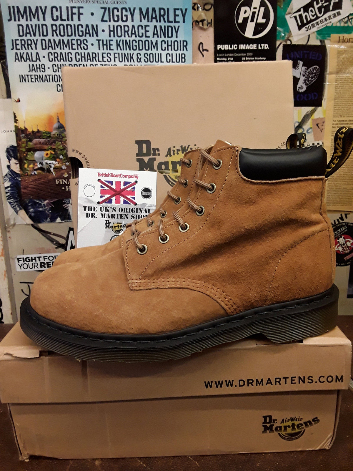 Dr Martens Tan Nubuck 6 hole Size 9,limited Edition,very rare!