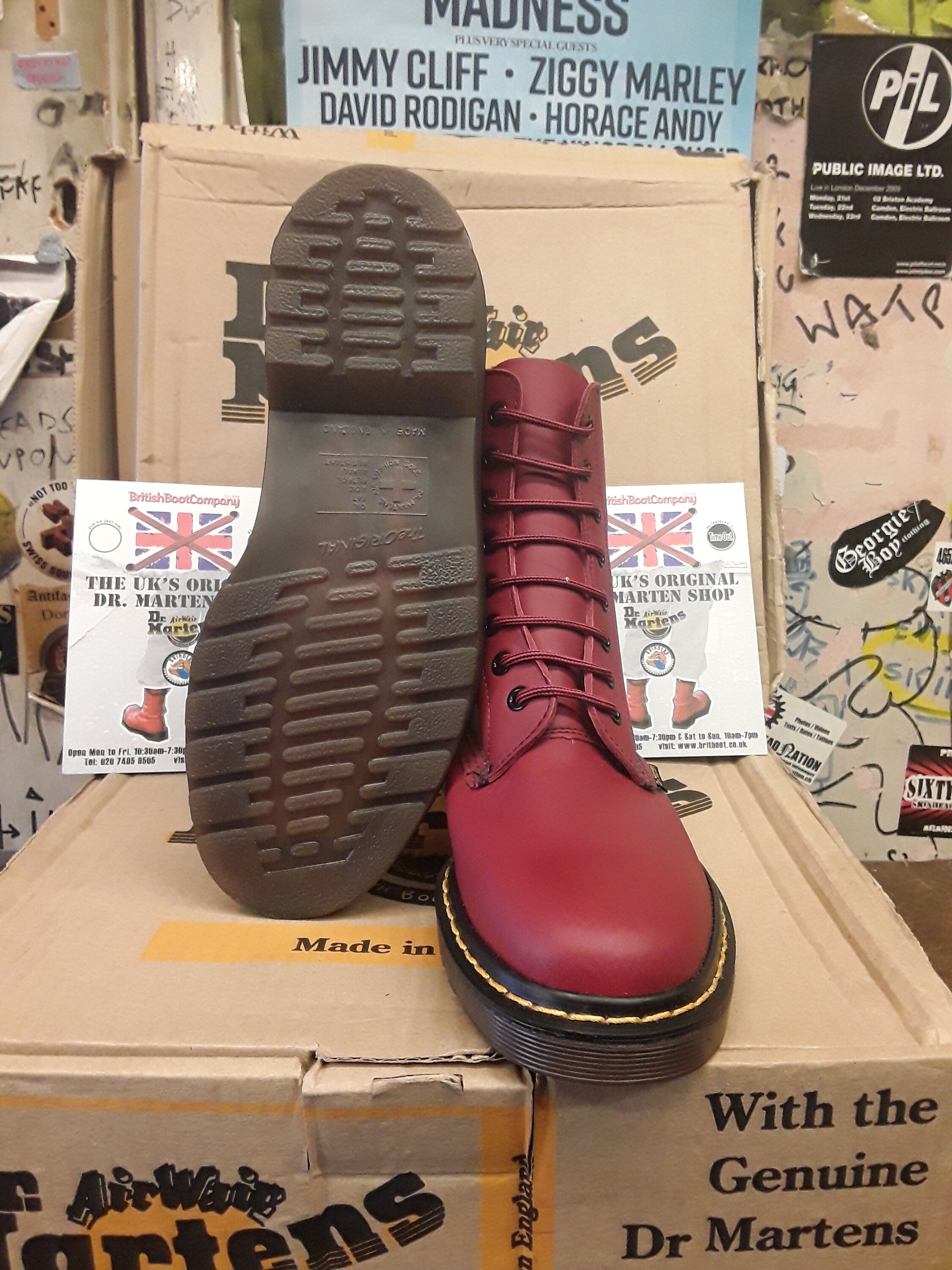 Dr Martens Made in England Cherry Waxy 1460UK