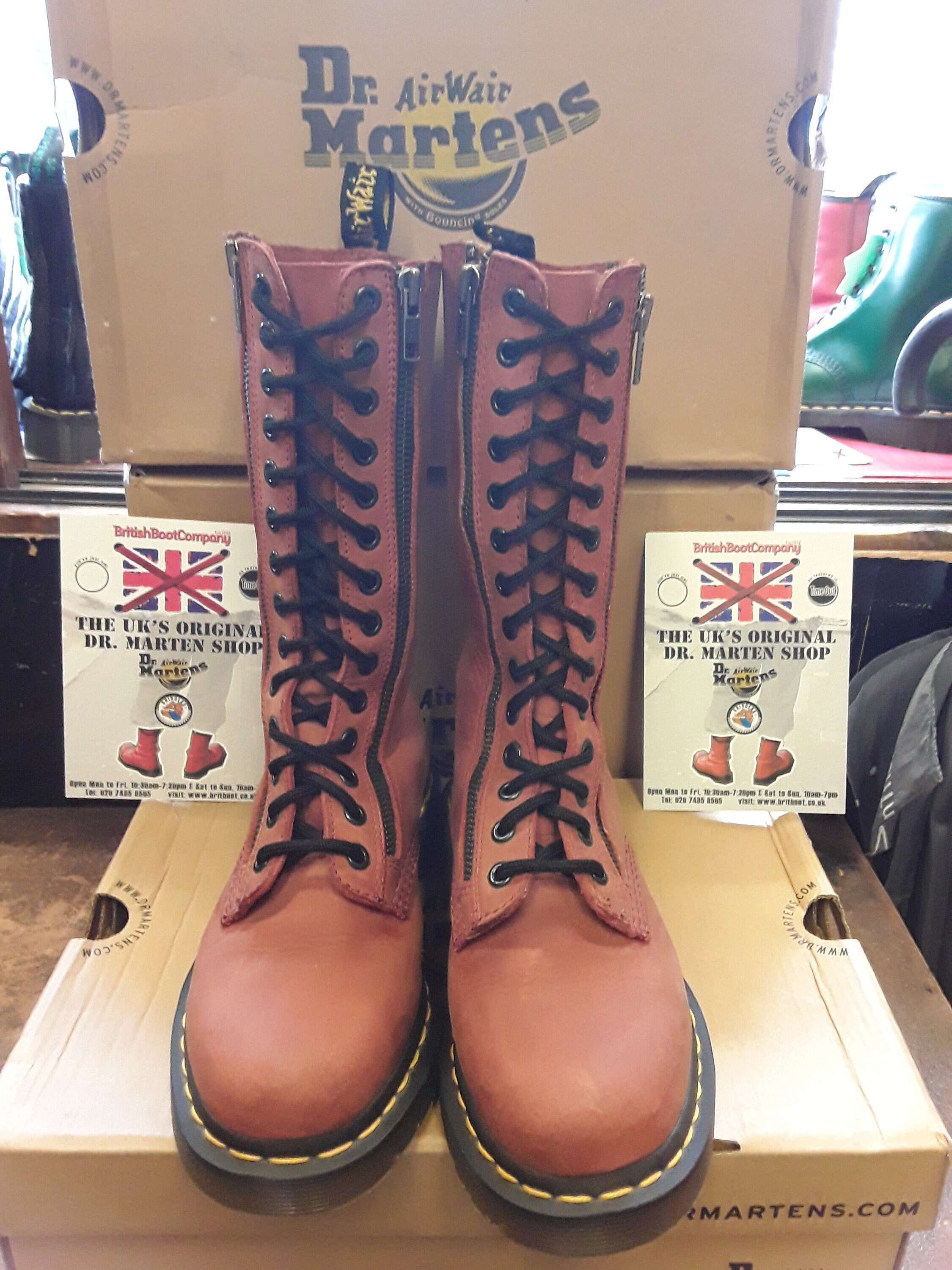 Dr martens 14 eye zip boot outlet