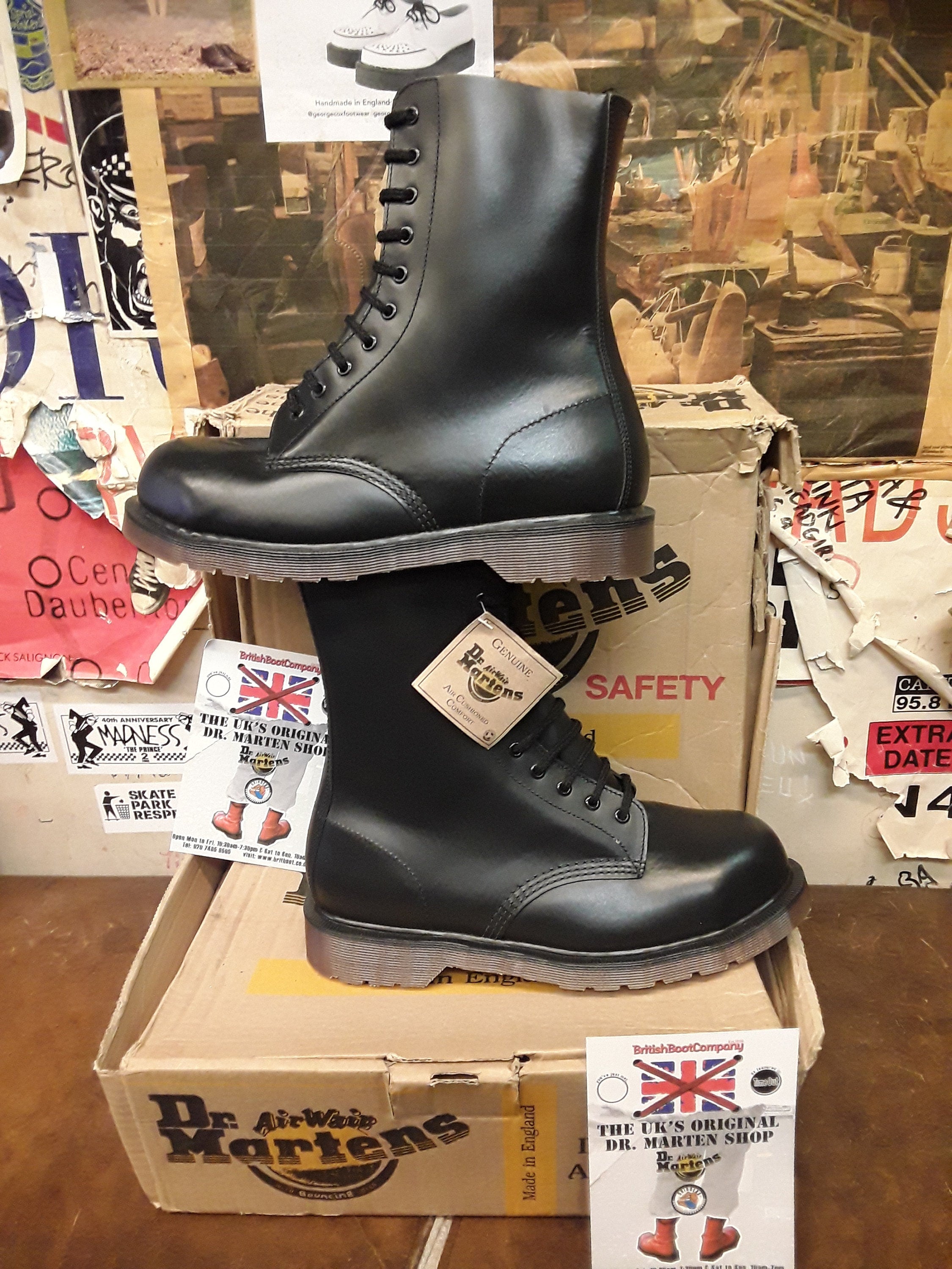 Dr Martens Vintage 1919, Made in England, Mens Black Boots, 10 Hole in