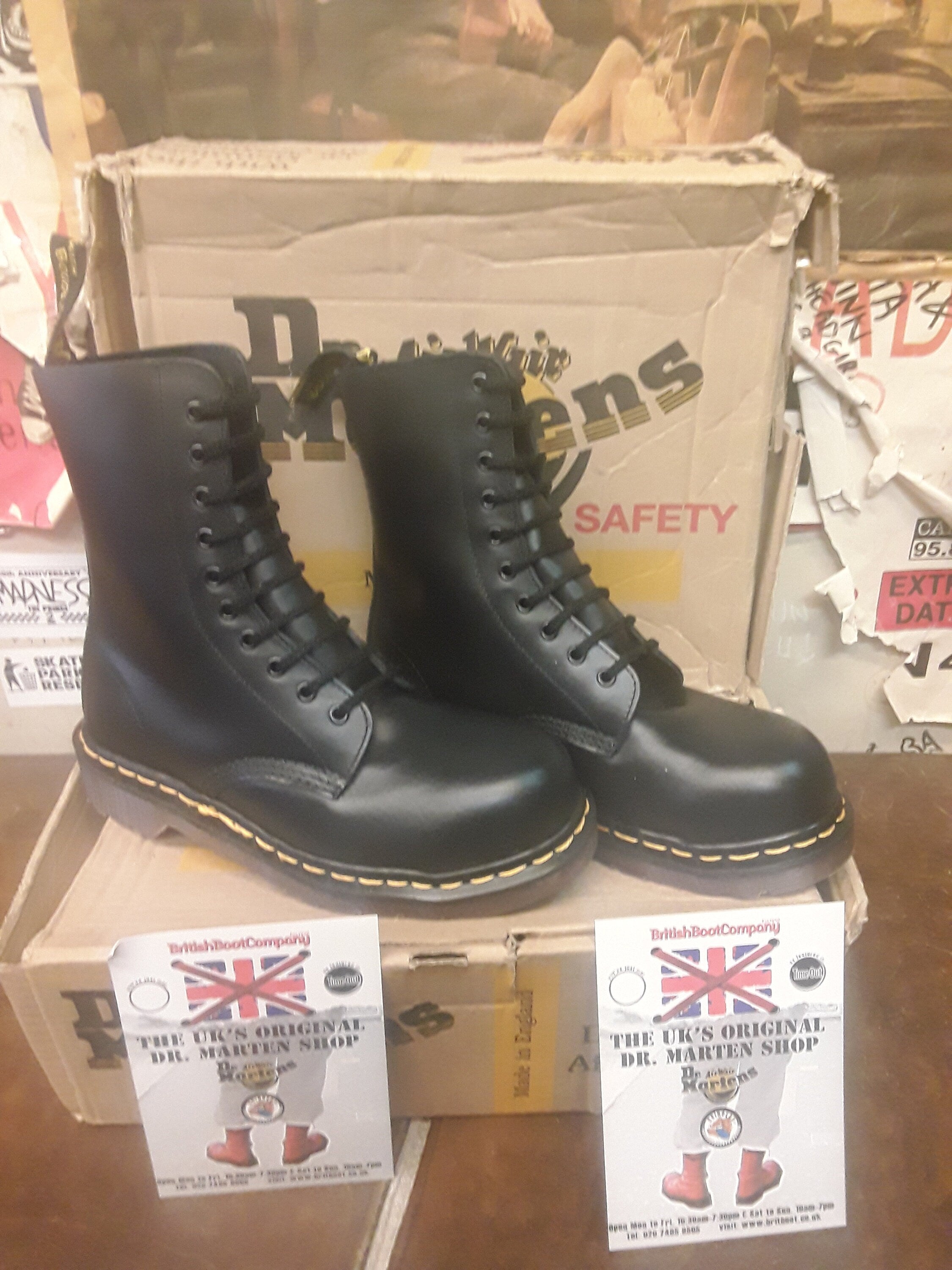 Dr Martens Vintage 1919, Size UK 4,6,8 / Vintage Boots Made in