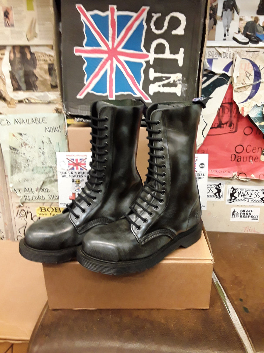 Size 14 steel outlet cap boots