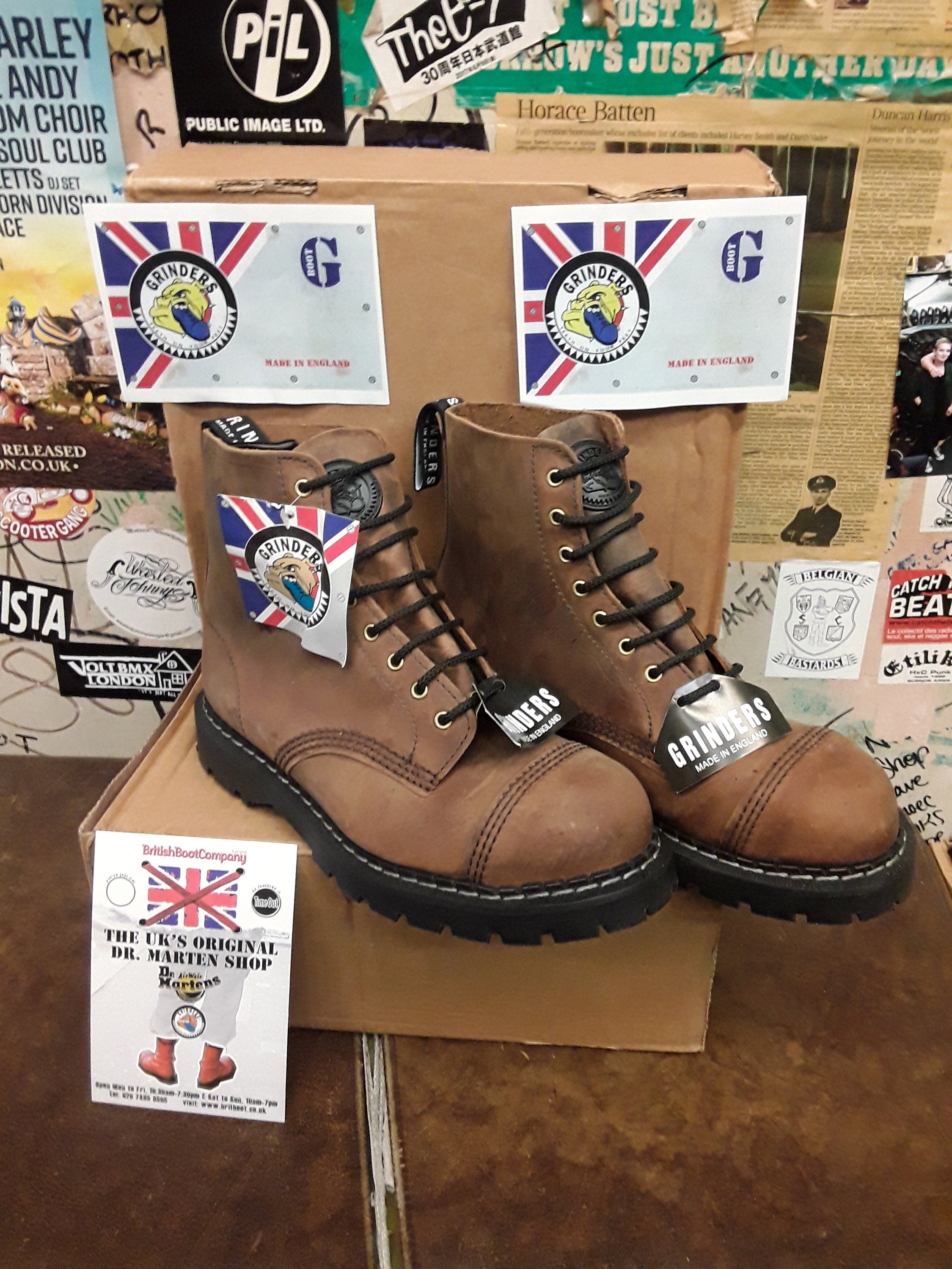 Grinders Baron 8 Hole Made in England Aztec Crazy Horse Various Sizes