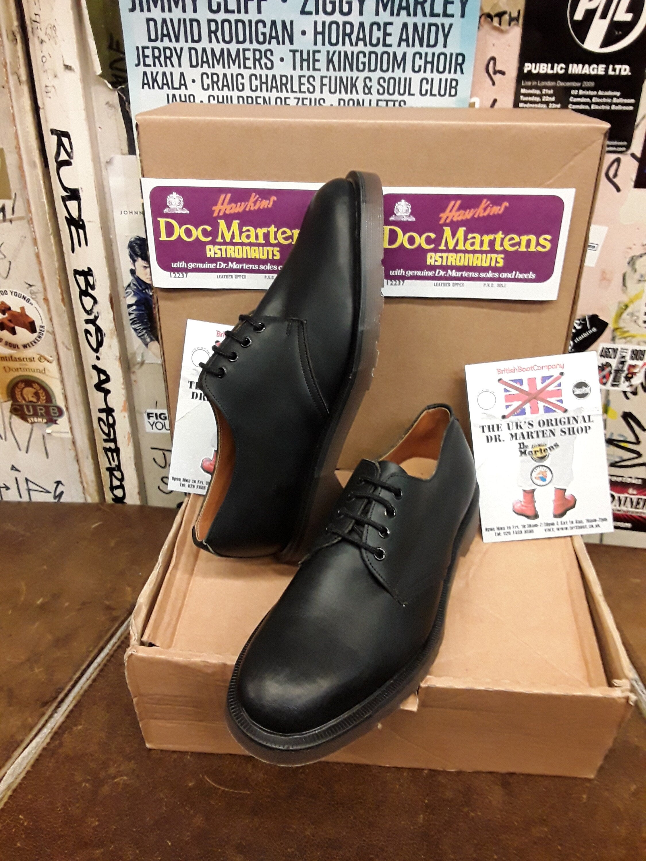 Original Hawkins Dr Martnens Astronaut Black Waxy 4 Hole.5