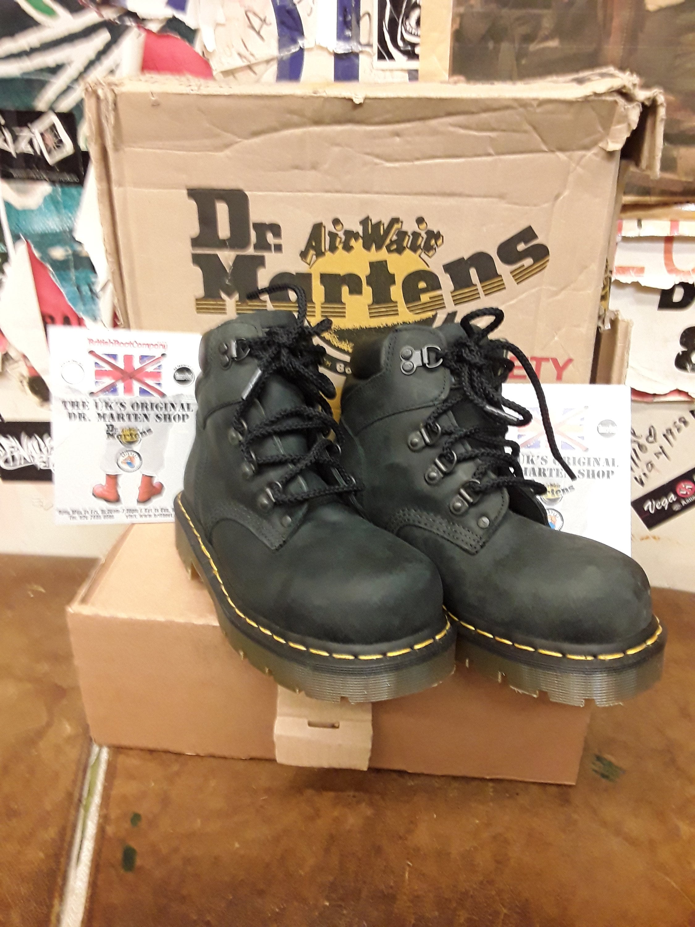 Martens Airwair Dr Martens Industrial Uk Dr Martens 8834