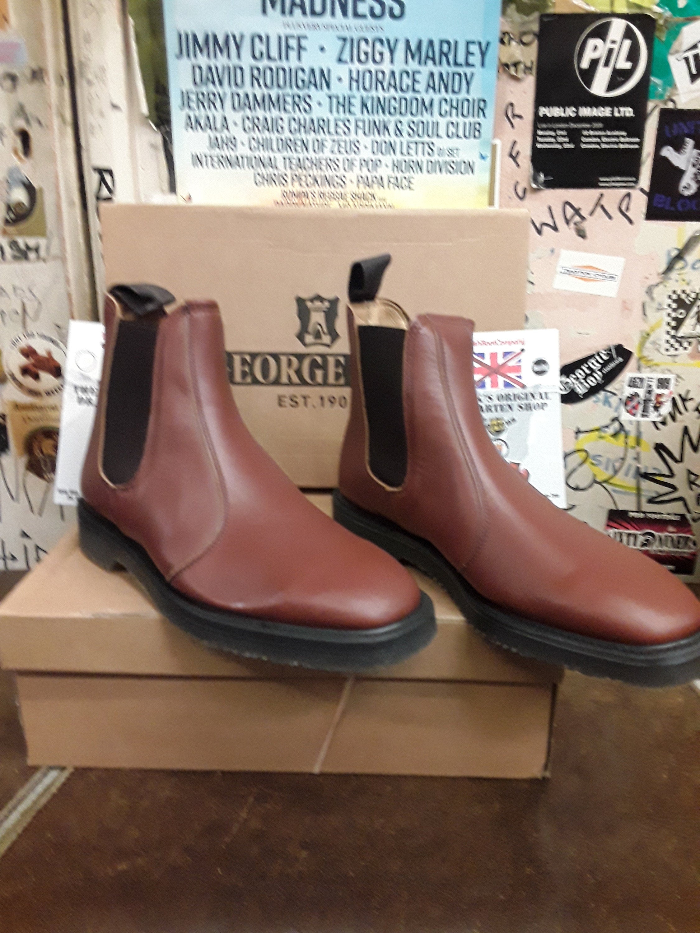 Chelsea sales boots loding
