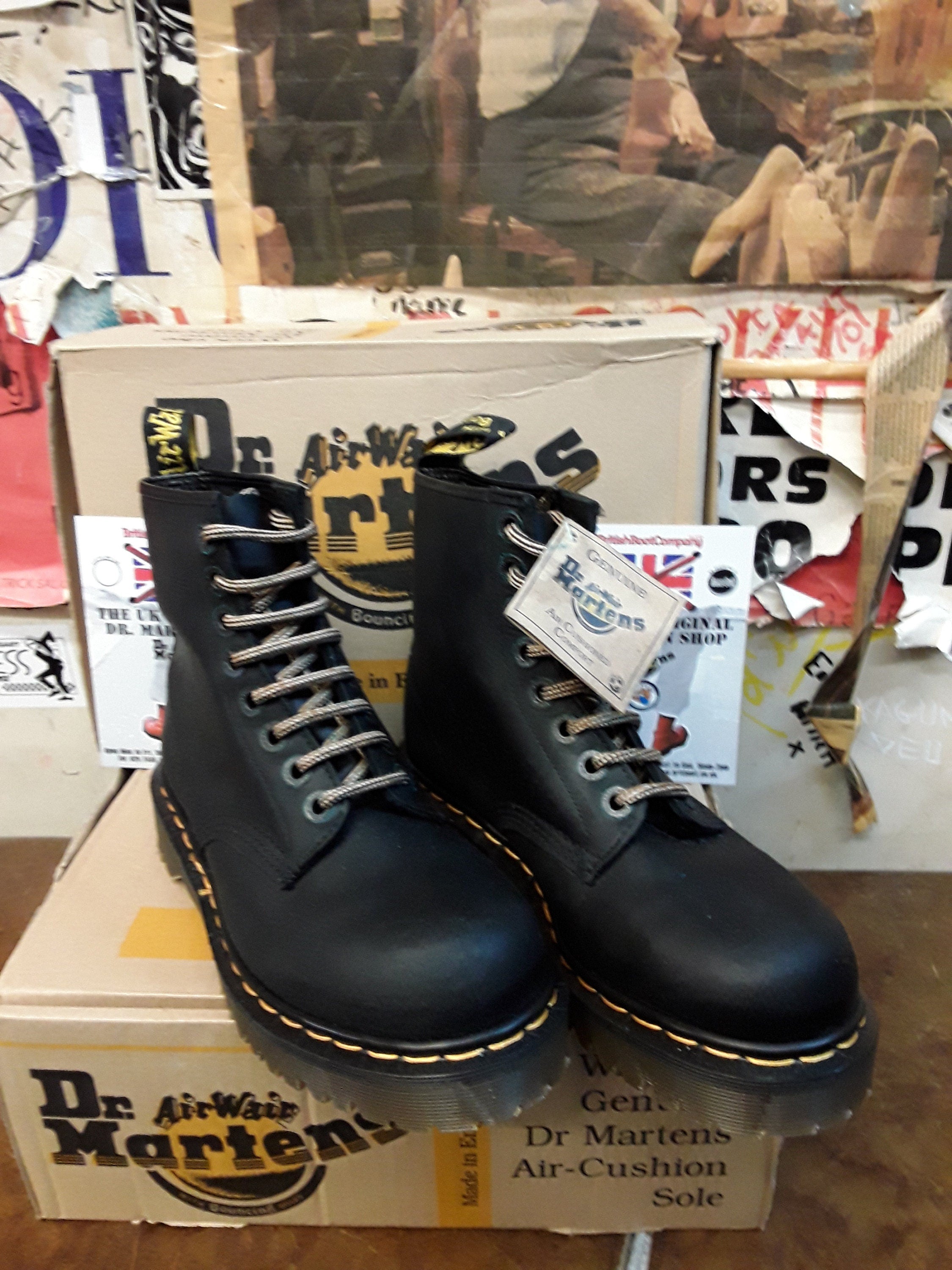 Dr Martens 8338z Bex Black Waxy 8 Hole Made in England