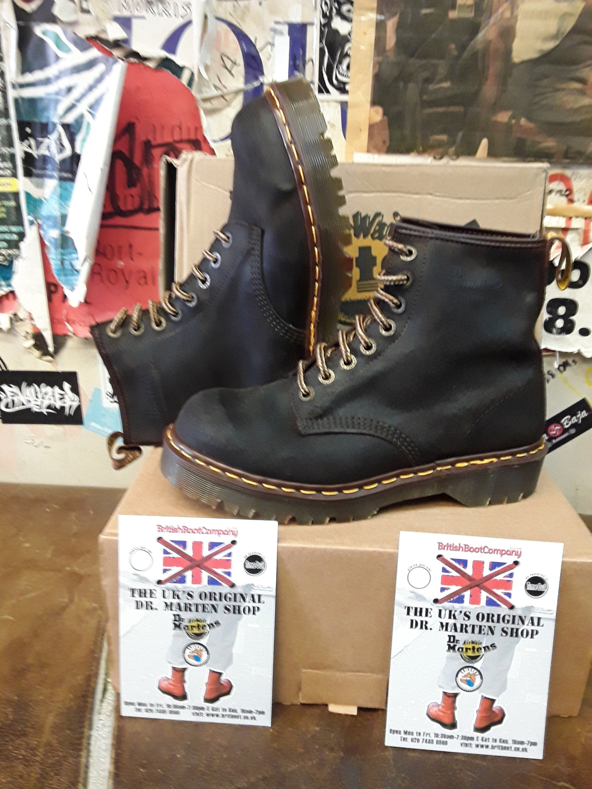 Dr Martens Chocolate Commando Waxy Suede 8 hole , 8338z , Bex sole ...