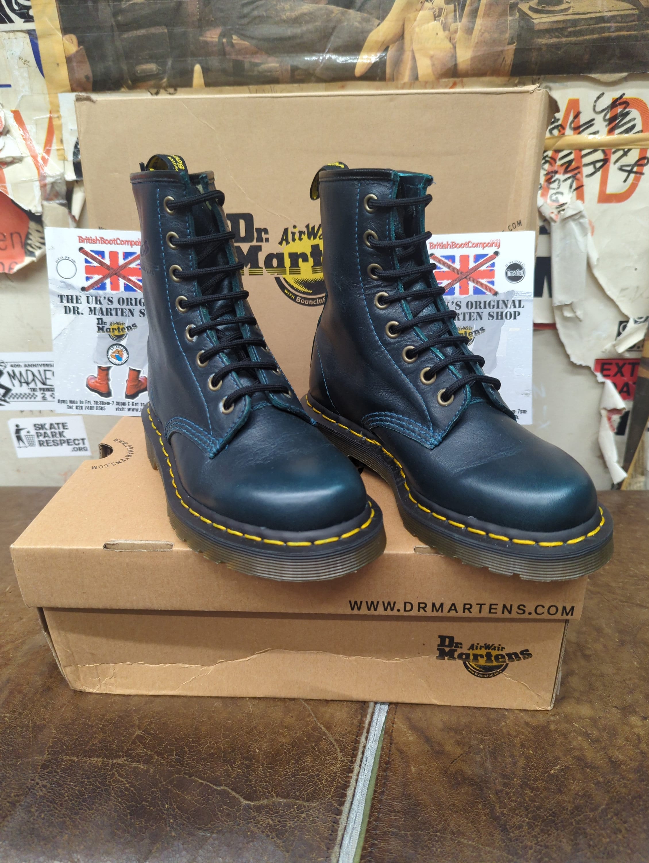 dr martens boots navy blue