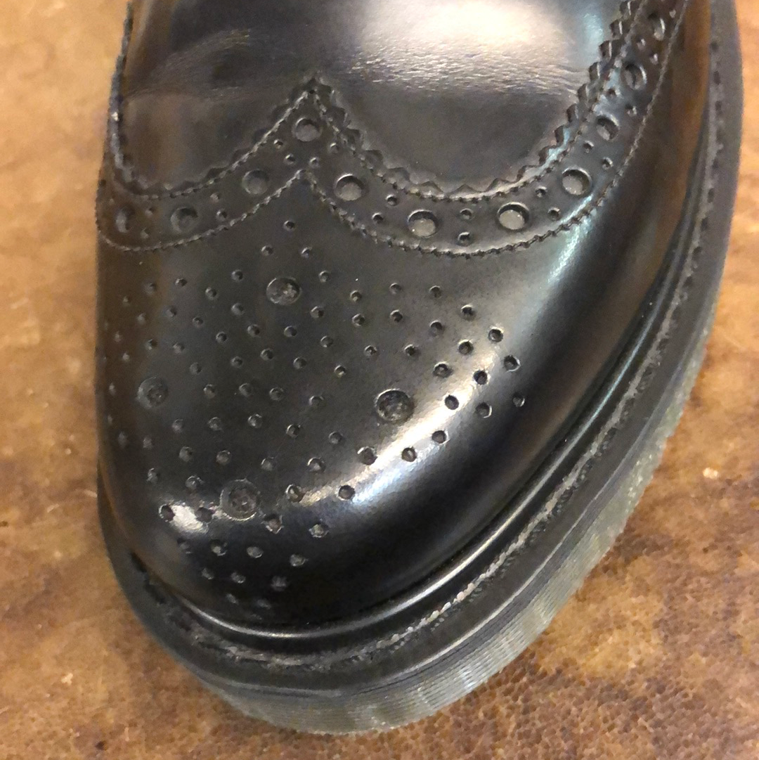 LOAKE - BLACK SMOOTH LEATHER BROGUE BOOT (860) - The British Boot Company LTD